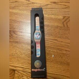 NWT Disney Magic Band Mickey Mouse Play in the Park